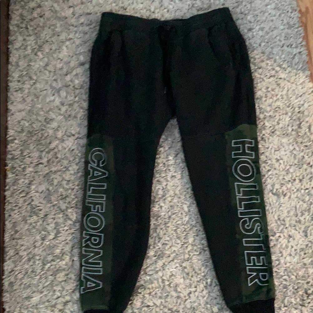 hollister black and camo joggers